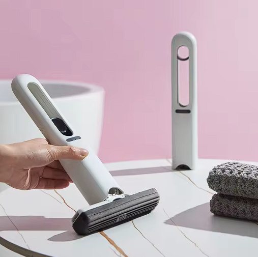 EcoGrip™ Self-Wringing Compact Mop